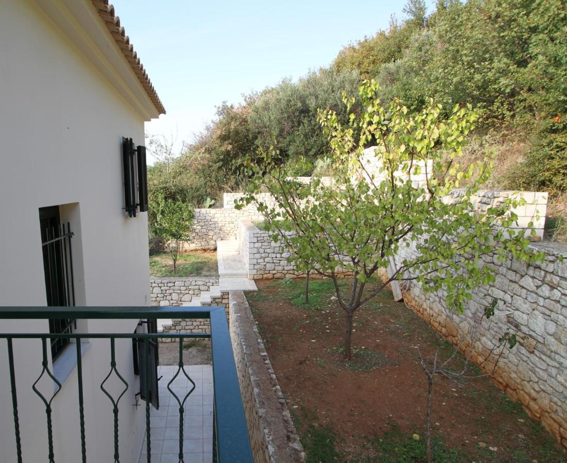 Villa Kiparissia Castle & Sea View Kyparissia Exterior foto